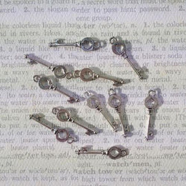 Artfull Embellies Charms - Small Key #6 - Silver