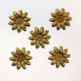 Artfull Embellies - Daisy Trinkets - Antique Bronze