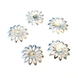 Artfull Embellies - Filigree Flower Trinkets - Silver Daisies