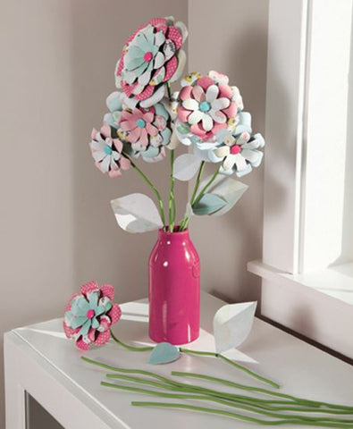 We R Memory Keepers - Flower Punch Board